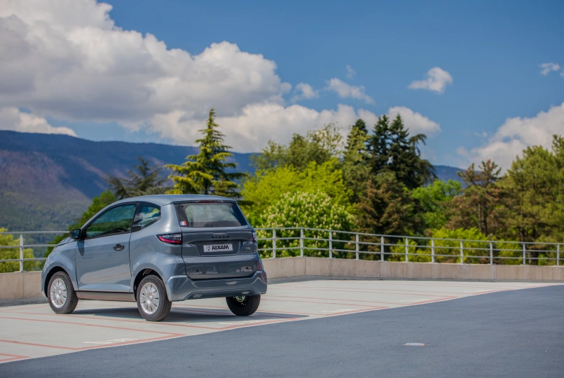 Brommobielen AIXAM City CITPAC_34AR_TIT_JPG.jpg