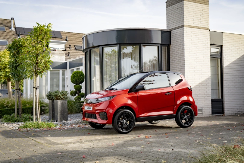 Brommobielen AIXAM City 34AV_RED_ECITSPO_PNG (2).jpg