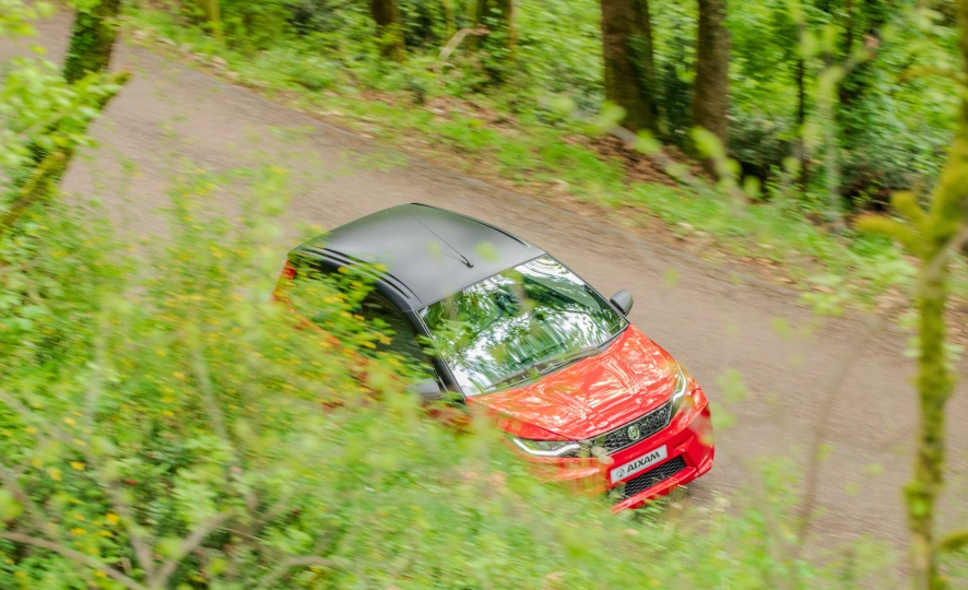 Brommobielen AIXAM Crossline CROPAC_SITU_RED_JPG.jpg