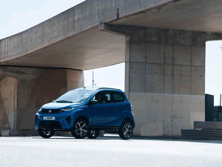 Brommobielen AIXAM Crossover SITU_CROOVR_BLS_PNG (8).jpg