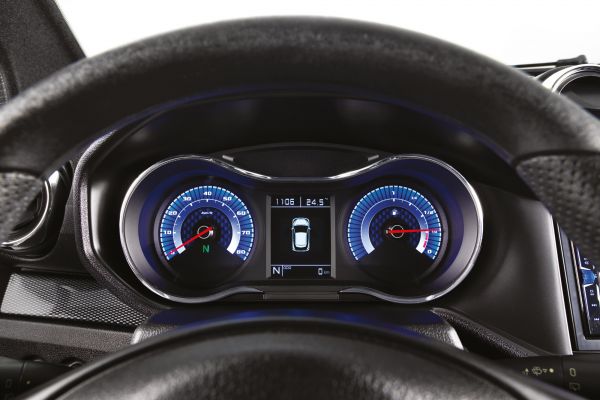 Brommobielen AIXAM Coupé MULTIA_DETZ_INTE_GTIGTOCompteurRapproche.jpg
