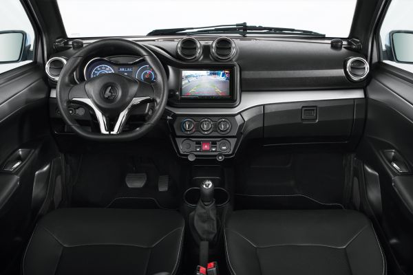 Brommobielen AIXAM Coupé MULTIA_DETZ_INTE_PremiumTdBAlu7pouces CameraRecul.jpg