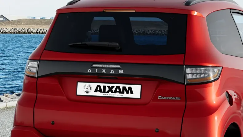 Voiture sans permis AIXAM e Crossover CROPRE_RED_34AR_JPG.jpg
